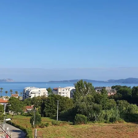 Apartamento en playa de Samil Apartamento *